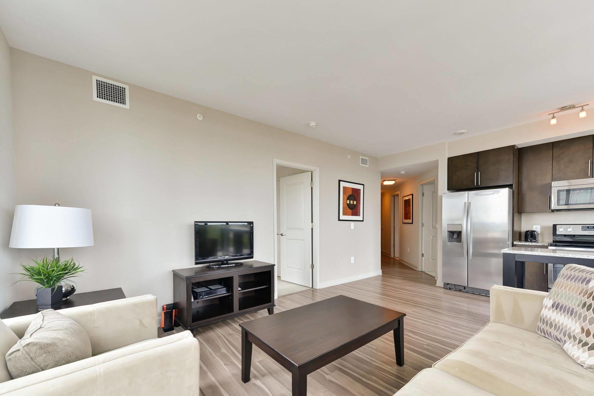 מלון טייסונס קורנר Ovation At Park Crest By Bridgestreet מראה חיצוני תמונה