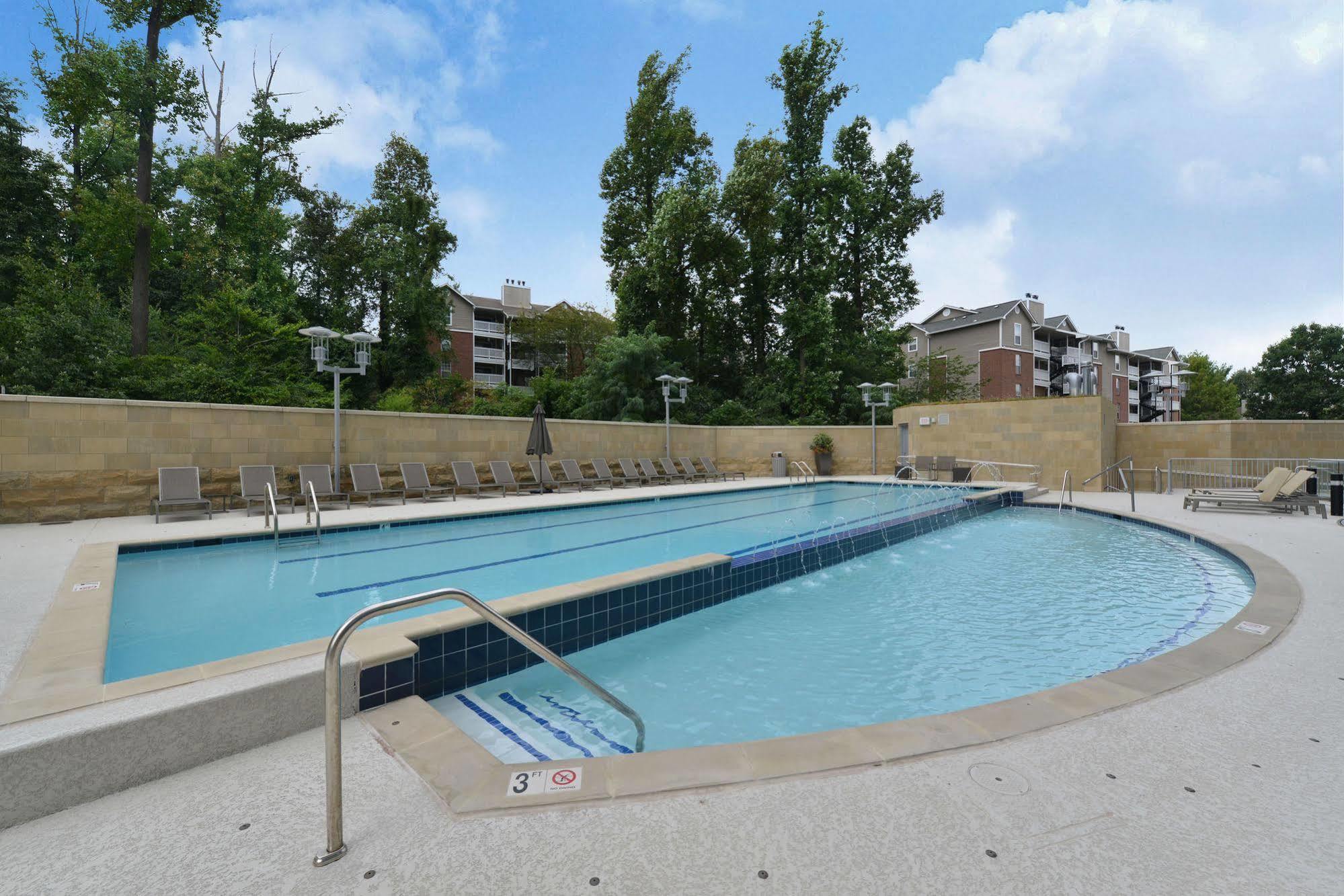 מלון טייסונס קורנר Ovation At Park Crest By Bridgestreet מראה חיצוני תמונה